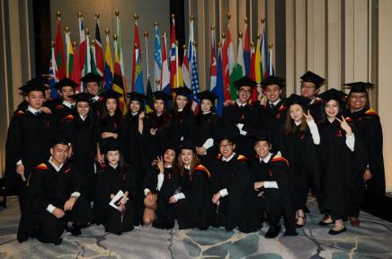 �¼��¹����lչ�WԺ�c����W�����n�̫@���Ї��������J�C