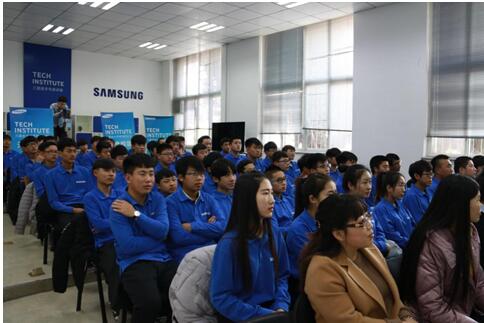 У���ֹ�̽�I�����������Ǽ��g������ӖӋ�����У�^�e���_�W��Y