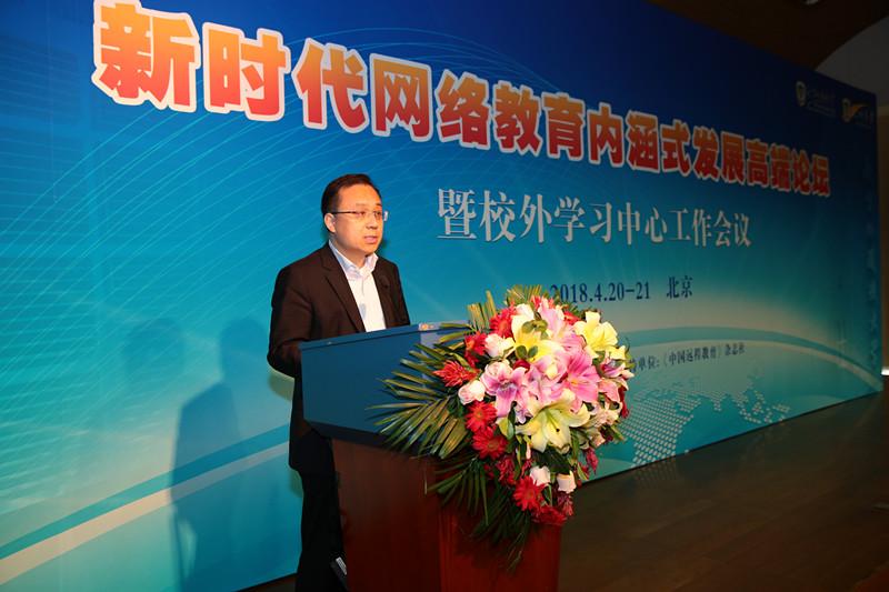 �r���W�j�����Ⱥ�ʽ�lչ�߶�Փ���A�M�]Ļ